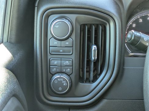 Used 2024 Chevrolet Silverado 2500 Custom w/ Custom Value Package image 14