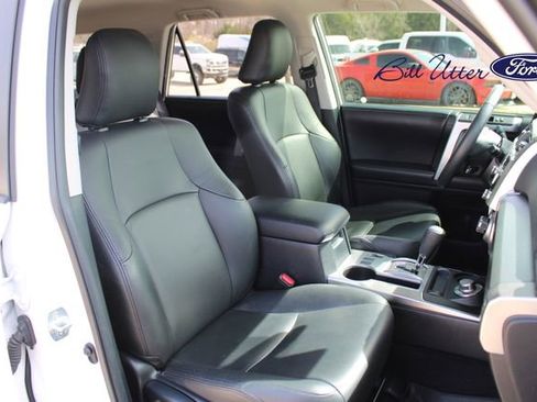 Used 2020 Toyota 4Runner SR5 image 11