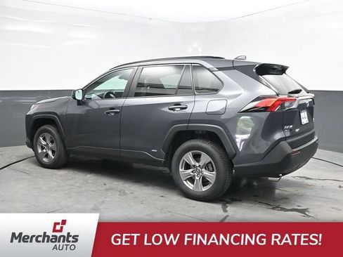 Used 2023 Toyota RAV4 LE AWD/4WD image 4