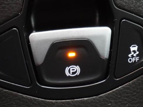 Used 2016 Jeep Renegade Trailhawk AWD/4WD image 24