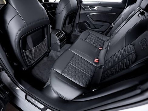 Used 2026 Audi RS 6 performance image 25