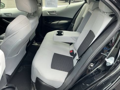Used 2021 Toyota Corolla SE w/ SE Preferred Package FWD image 22