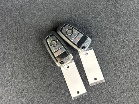 Certified 2025 Ford Bronco Outer Banks AWD/4WD image 40