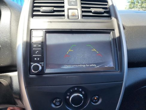 Used 2018 Nissan Versa SV FWD image 20