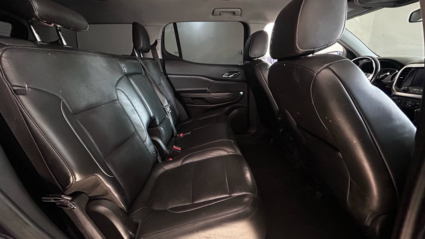 Used 2019 GMC Acadia SLT AWD/4WD image 14
