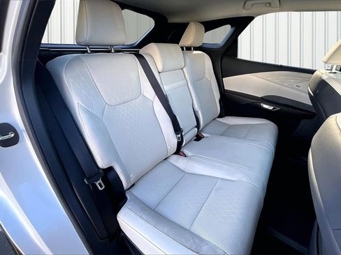 Used 2024 Lexus RX 450h AWD w/ Luxury Package image 20