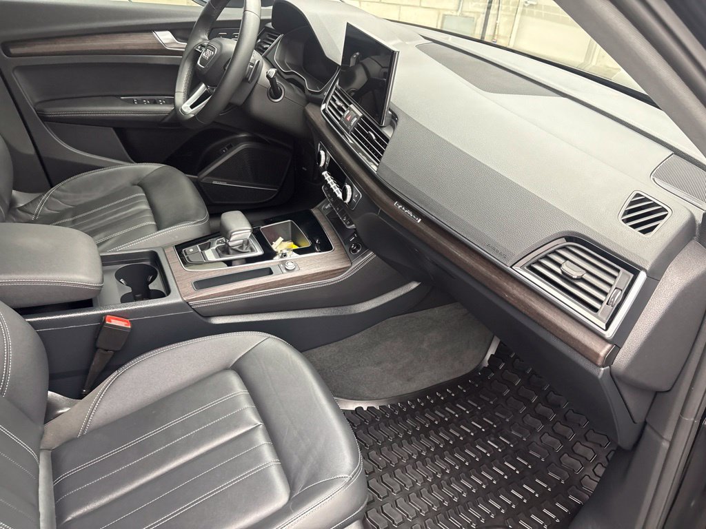 Used 2023 Audi Q5 2.0T Premium Plus AWD/4WD image 29