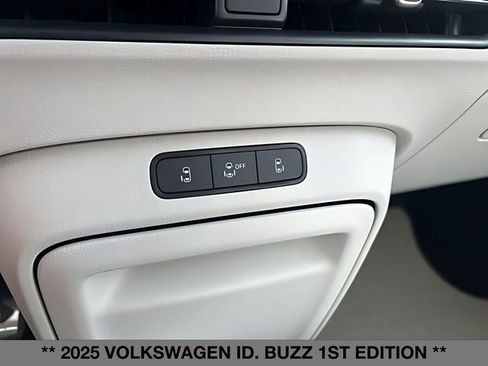 Used 2025 Volkswagen ID. Buzz 1st Edition AWD/4WD image 26