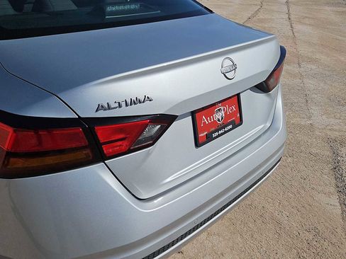 Used 2023 Nissan Altima 2.5 S image 23