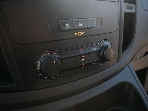 Used 2021 Mercedes-Benz Metris w/ Premium Safety Package image 12