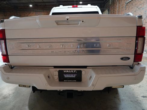 Used 2020 Ford F350 Platinum w/ FX4 Off-Road Package image 11
