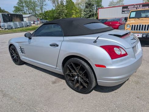 Used 2005 Chrysler Crossfire Limited RWD image 4