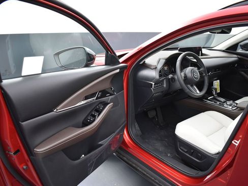 Certified 2025 MAZDA CX-30 2.5 Turbo w/ Premium Plus Pkg image 8