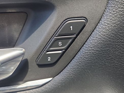 Used 2020 RAM 1500 Laramie image 14