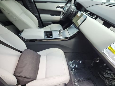 Used 2026 Land Rover Range Rover Velar S image 3