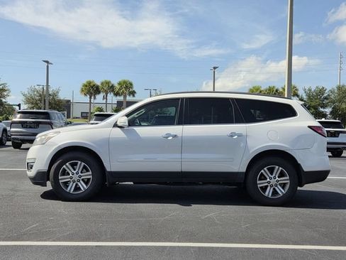 Used 2016 Chevrolet Traverse LT FWD image 3