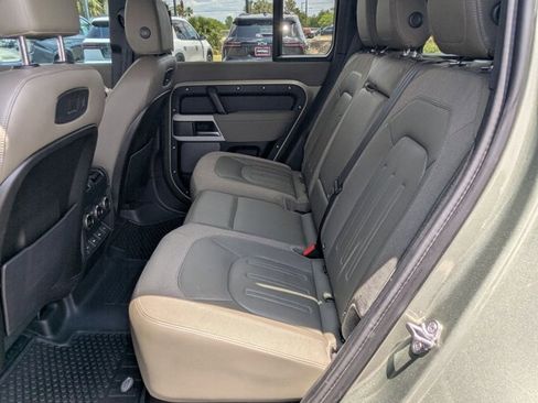 Used 2020 Land Rover Defender 110 SE AWD/4WD image 19