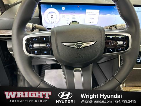 Certified 2025 Genesis GV80 2.5T Prestige image 20