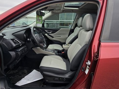 Used 2024 Subaru Forester Premium image 15