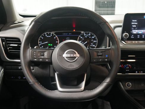 Used 2023 Nissan Rogue SL image 20