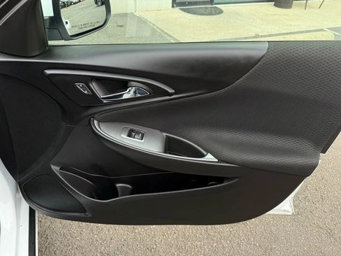 Used 2023 Chevrolet Malibu LT image 18