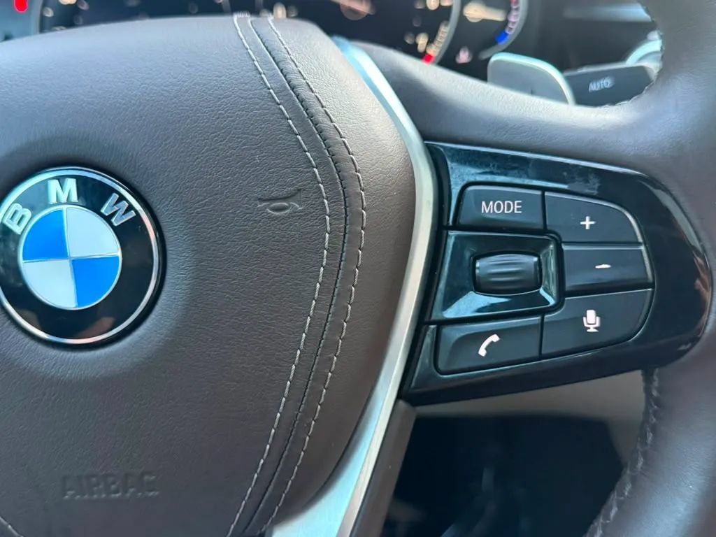 Used 2017 BMW 530i RWD image 30