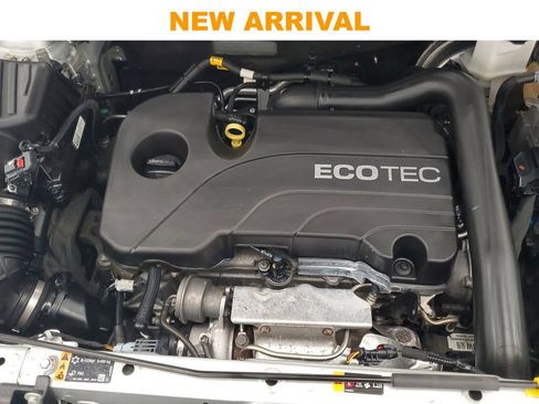 Used 2021 Chevrolet Equinox LT AWD/4WD image 9