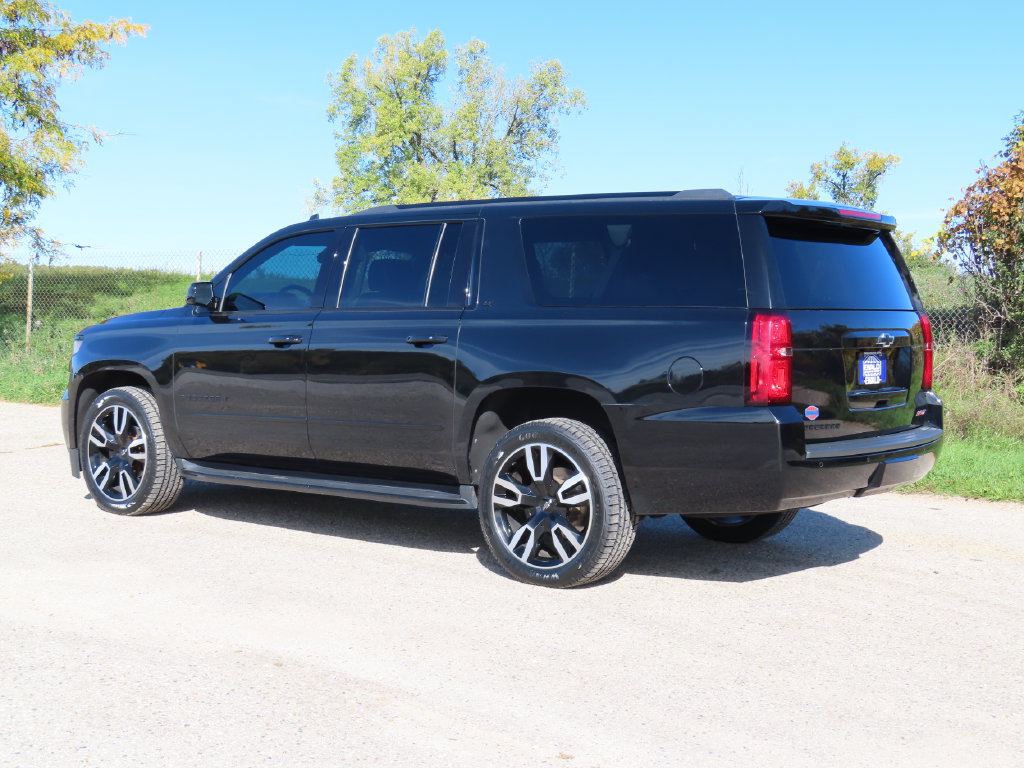 Used 2020 Chevrolet Suburban LT AWD/4WD image 33