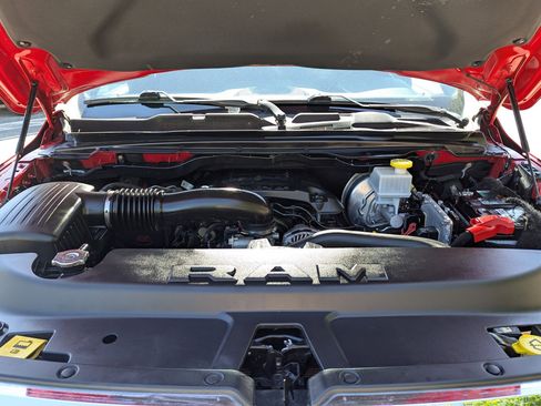 Used 2021 RAM 1500 Lone Star image 32