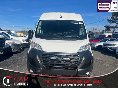 Used 2024 RAM ProMaster 3500 w/ Convenience Group FWD image 2