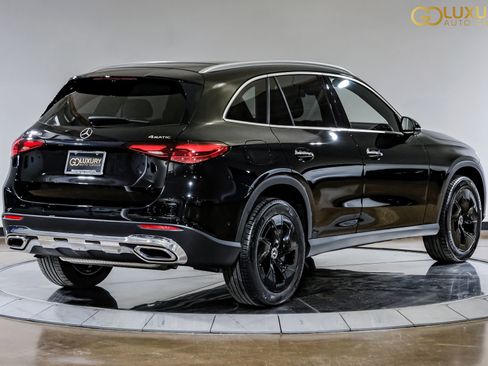 Used 2024 Mercedes-Benz GLC 300 4MATIC image 10