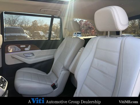 Certified 2021 Mercedes-Benz GLS 450 4MATIC image 22