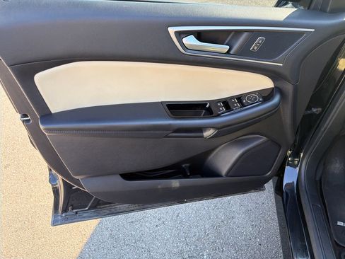 Used 2018 Ford Edge SEL w/ Equipment Group 201A FWD image 10