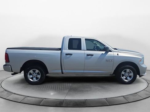 Used 2017 RAM 1500 Express AWD/4WD image 6