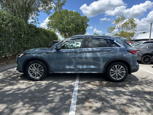 Used 2023 INFINITI QX50 Luxe w/ Cargo Package FWD image 3