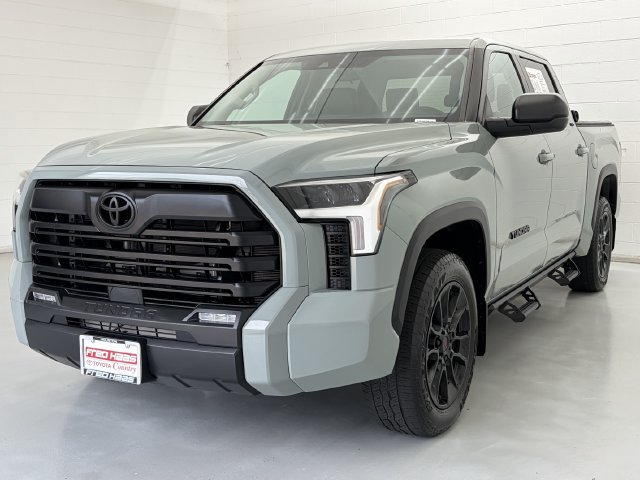 Used 2024 Toyota Tundra SR5 w/ SR5 Premium Package RWD image 4