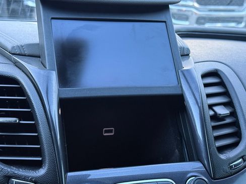 Used 2019 Chevrolet Impala LT FWD image 28
