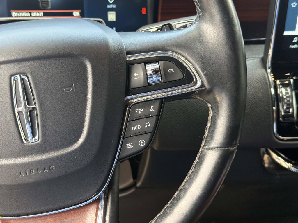Used 2023 Lincoln Navigator L Reserve AWD/4WD image 25