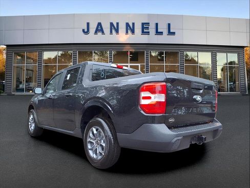 New 2025 Ford Maverick XLT image 6