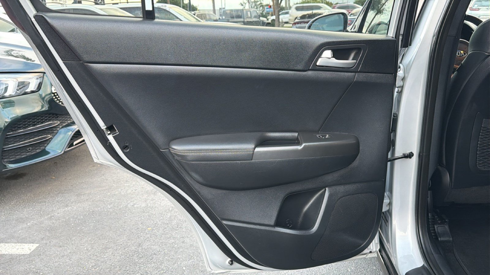 Used 2020 Kia Sportage S FWD image 23