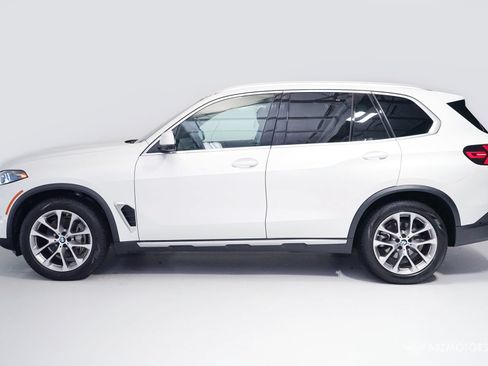Used 2024 BMW X5 xDrive40i w/ Premium Package AWD/4WD image 4