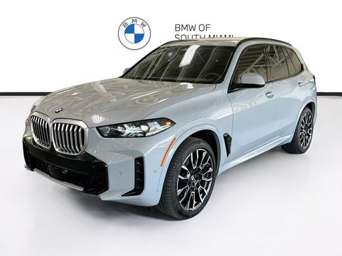 Certified 2024 BMW X5 xDrive40i w/ M Sport Package AWD/4WD image 3