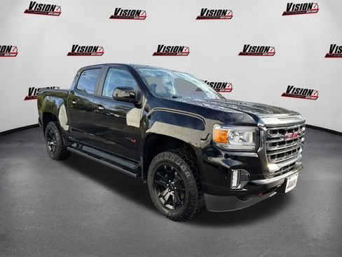 Used 2022 GMC Canyon AT4 image 3