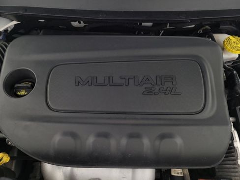 Used 2020 Jeep Cherokee Limited image 30