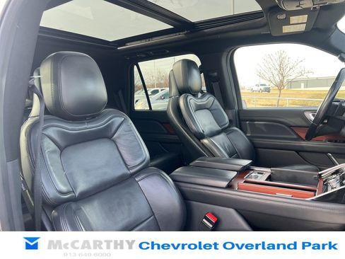 Used 2023 Lincoln Navigator Reserve AWD/4WD image 33