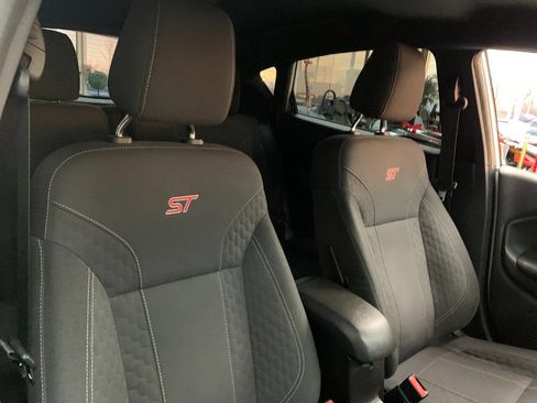 Used 2017 Ford Fiesta ST image 18