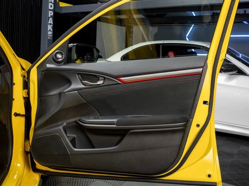 Used 2021 Honda Civic Type R Limited image 26