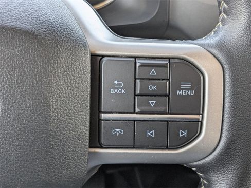 Used 2022 Ford Expedition Max XLT image 31