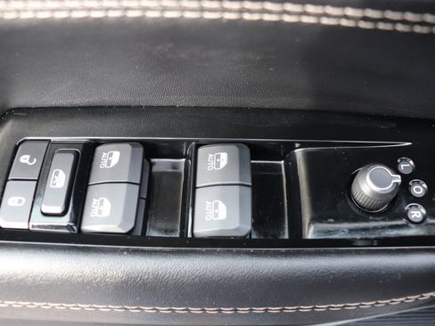 Used 2024 Jeep Wagoneer Series III image 57