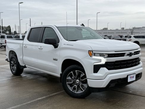 Used 2024 Chevrolet Silverado 1500 RST w/ Convenience Package II image 2